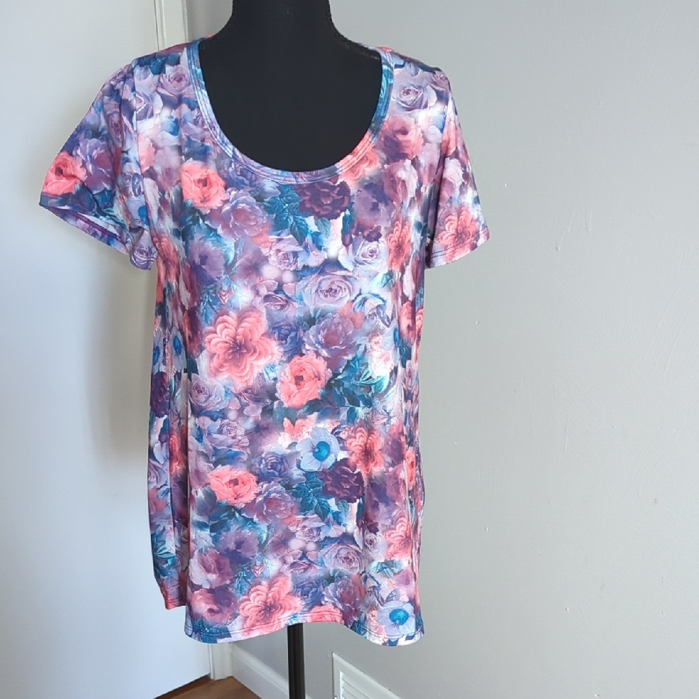 Floral Women's Top - Multicolor Medium.